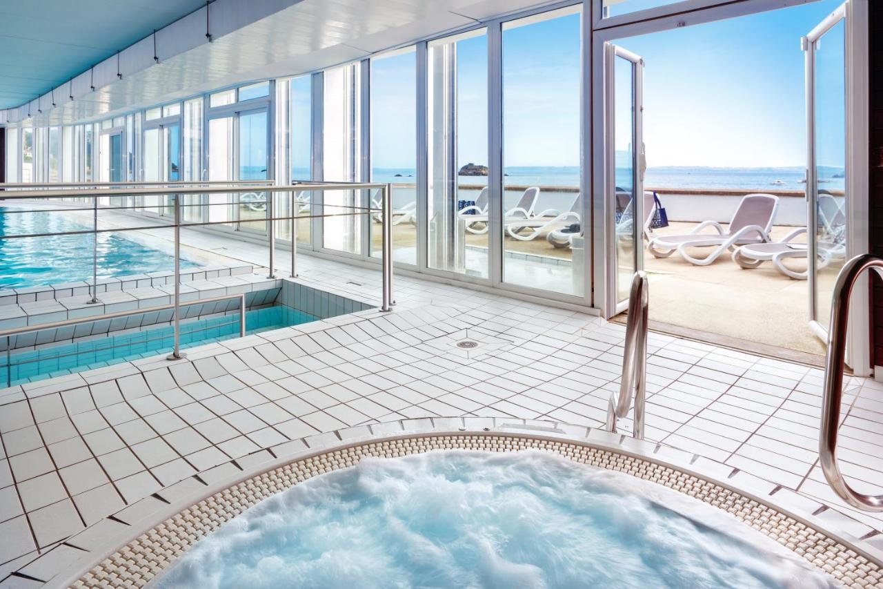 Hotel Valdys Thalasso & Spa - La Baie ドゥアルヌネ エクステリア 写真