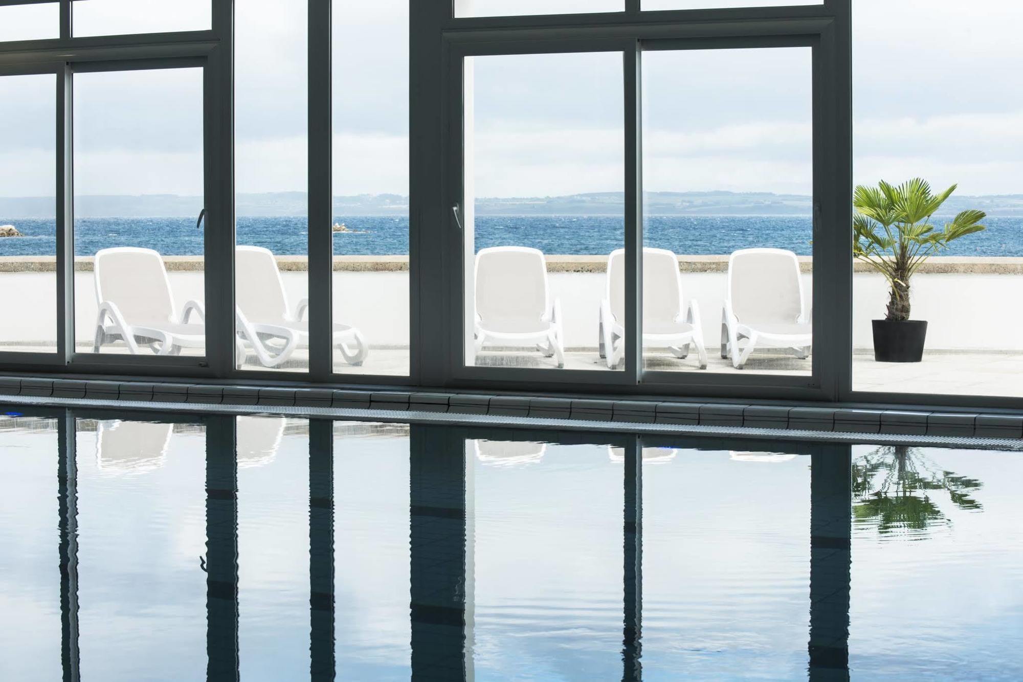 Hotel Valdys Thalasso & Spa - La Baie ドゥアルヌネ エクステリア 写真
